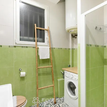 A Lorraine Fshh Apartment Nice